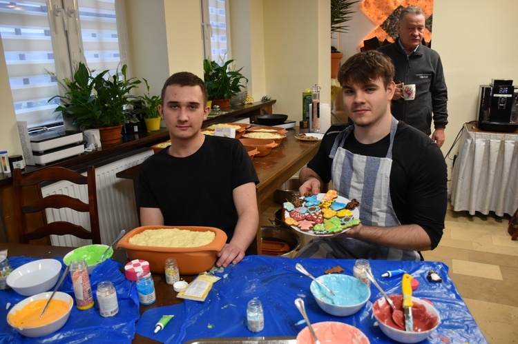 Pierniki z Gdańska trafiły do uchodźców w ośrodkach w Polsce