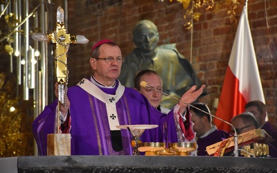 Mszy św. przewodniczył abp Tadeusz Wojda, metropolita gdański. 