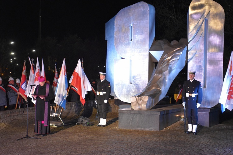 Porannne uroczystości rocznicy Grudnia '70 w Gdyni