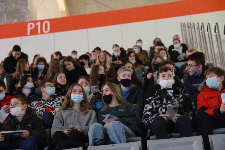 Kandydaci do bierzmowania w Jaskółce