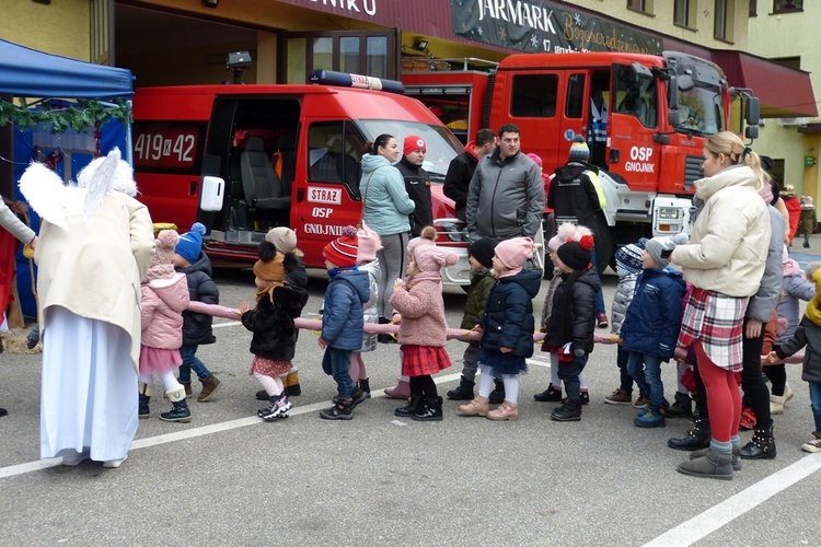 Jarmark bożonarodzeniowy w Gnojniku