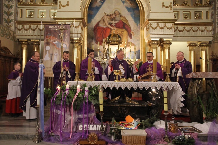 Wał Ruda - Zabawa. Droga Krzyżowa i poświęcenie kaplicy