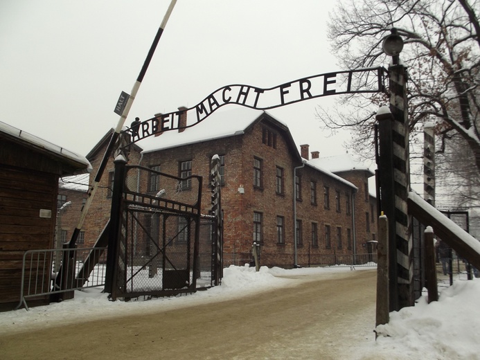 Abp Sapieha i pierwsze Boże Narodzenie w Auschwitz