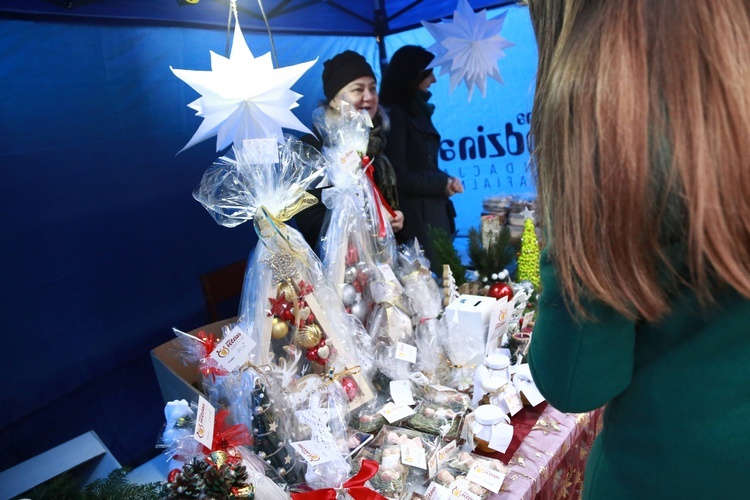 Kiermasz Fundacji Parafialnej Jedna Rodzina