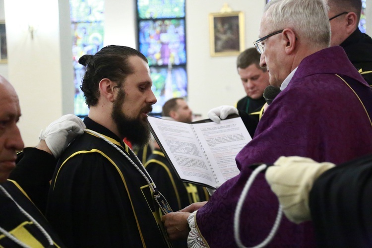 Nowa chorągiew Zakonu Rycerzy Jana Pawła II