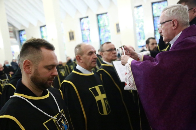 Nowa chorągiew Zakonu Rycerzy Jana Pawła II