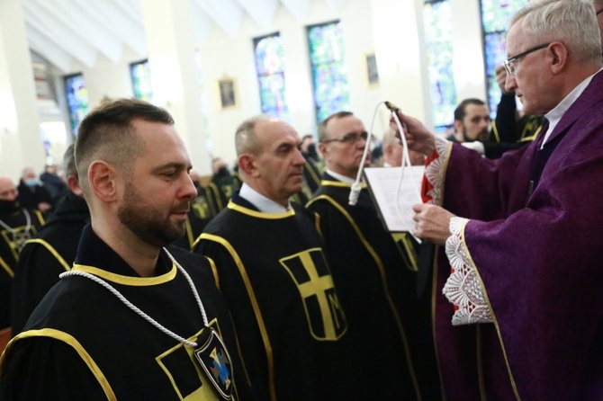 Nowa chorągiew Zakonu Rycerzy Jana Pawła II