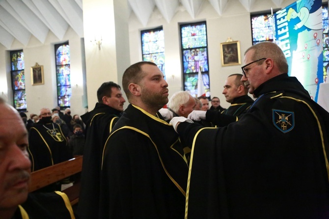 Nowa chorągiew Zakonu Rycerzy Jana Pawła II