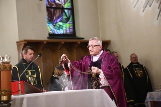 Nowa chorągiew Zakonu Rycerzy Jana Pawła II