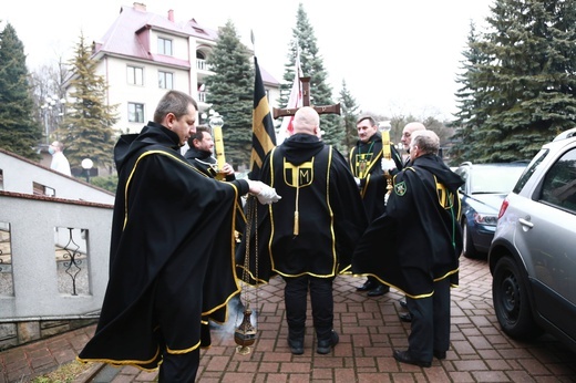 Nowa chorągiew Zakonu Rycerzy Jana Pawła II