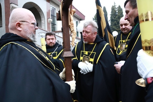 Nowa chorągiew Zakonu Rycerzy Jana Pawła II