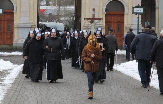 Uroczystości pogrzebowe s. Michaeli Bubik, elżbietanki cieszyńskiej