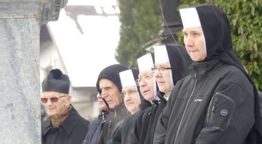 Uroczystości pogrzebowe s. Michaeli Bubik, elżbietanki cieszyńskiej