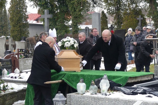 Uroczystości pogrzebowe s. Michaeli Bubik, elżbietanki cieszyńskiej