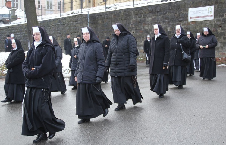 Uroczystości pogrzebowe s. Michaeli Bubik, elżbietanki cieszyńskiej