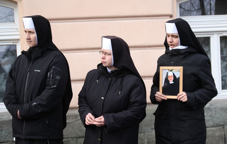 Uroczystości pogrzebowe s. Michaeli Bubik, elżbietanki cieszyńskiej