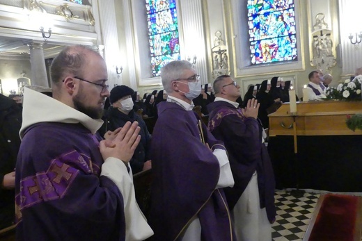 Uroczystości pogrzebowe s. Michaeli Bubik, elżbietanki cieszyńskiej