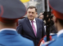 Dziś trudno w to uwierzyć,  ale po zakończeniu wojny w Bośni to właśnie Milorad Dodik był uważany przez Zachód za reprezentanta bośniackich Serbów odpowiedniego  do budowania państwowości Bośni i Hercegowiny.