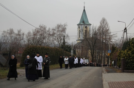 Uroczystości pogrzebowe śp. ks. kan. Stanisława Maślanki w Bielsku-Białej Lipniku