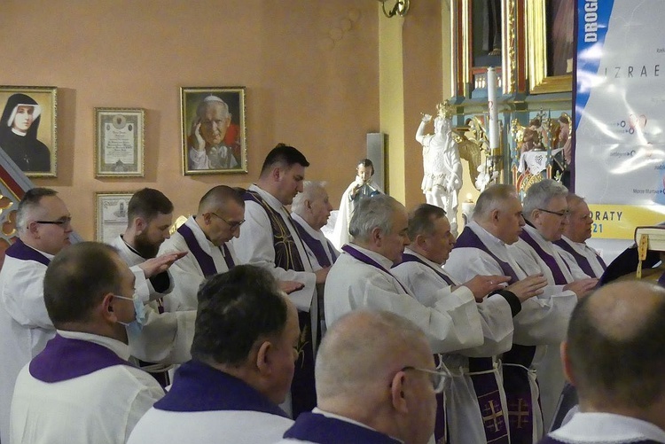 Uroczystości pogrzebowe śp. ks. kan. Stanisława Maślanki w Bielsku-Białej Lipniku