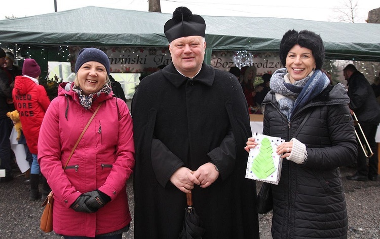 Parafialny Jarmark Bożonarodzeniowy dla Emilki w Bestwinie