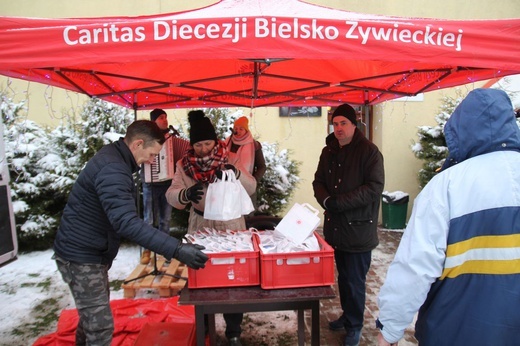 Świąteczne paczki Caritas dla wszystkich potrzebujących