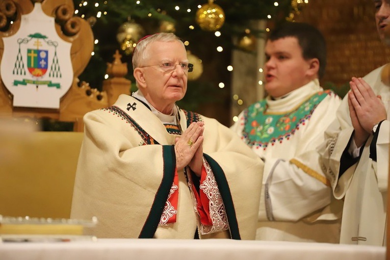 Abp Jędraszewski: Musimy bronić Bożego Narodzenia 