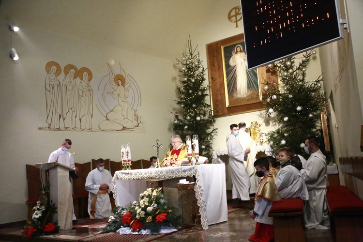 Kolędnicy misyjni z Woli Rzędzińskiej