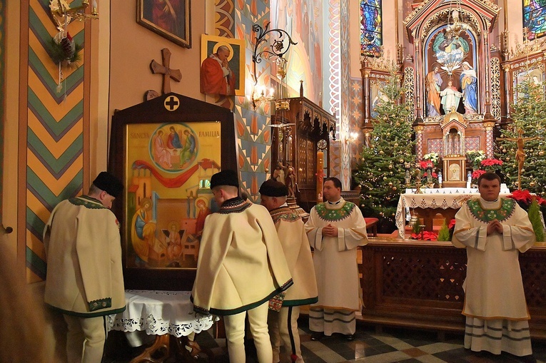 Rozpoczęcie peregrynacji ikony Najświętszej Rodziny w archidiecezji krakowskiej