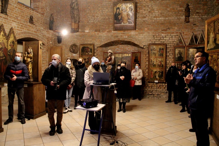 Tarnów. Powrót gotyckich rzeźb do Muzeum Diecezjalnego po konserwacji