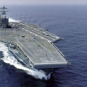 Pentagon zatrzymuje na Morzu Śródziemnym lotniskowiec USS Harry S. Truman