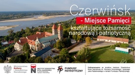 Zachwyca widok czerwińskiego Pomnika Historii z lotu ptaka.