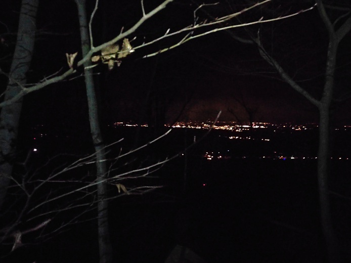 Nowy Rok witany modlitwą na szczycie Ślęży