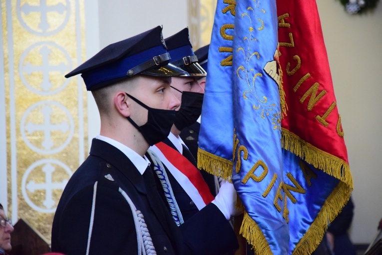 Przywrócenie praw miejskim Iwaniskom