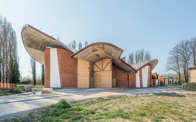 Włochy: Powstał kościół z naturalnych materiałów
