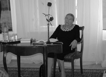 Lucyna Janik w czasie promocji książki "Powroty" w 2013 r.