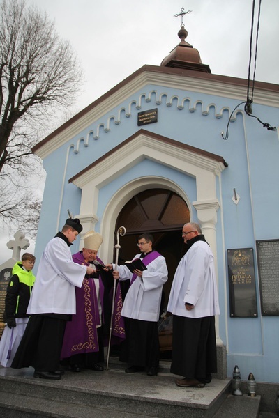 Uroczystości pogrzebowe ks. prał. Feliksa Formasa w Hecznarowicach