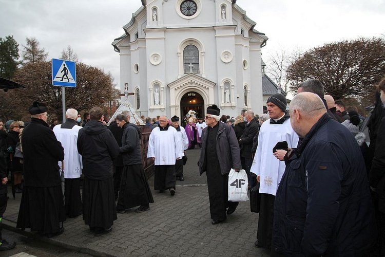 Uroczystości pogrzebowe ks. prał. Feliksa Formasa w Hecznarowicach