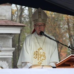 Biskup Piotr Libera w obiektywie "Gościa Płockiego"