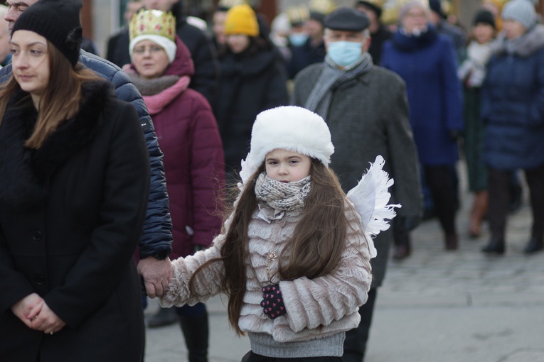 Orszak Trzech Króli 2022 w Ząbkowicach Śl.