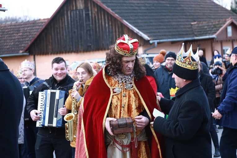 Orszak Trzech Króli w Trzcianie k. Bochni