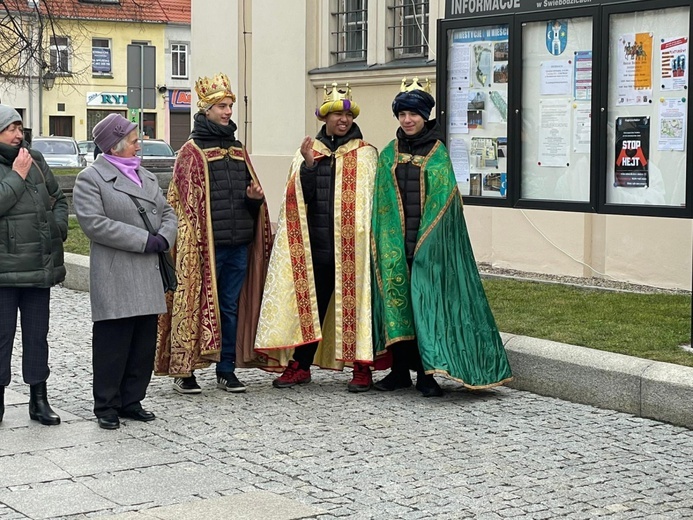 Orszak Trzech Króli 2022 w Świebodzicach