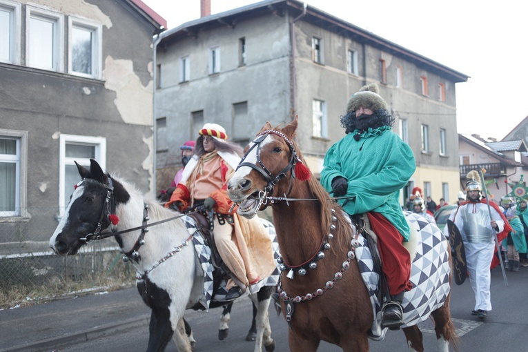 Orszak Trzech Króli 2022 w Głuszycy