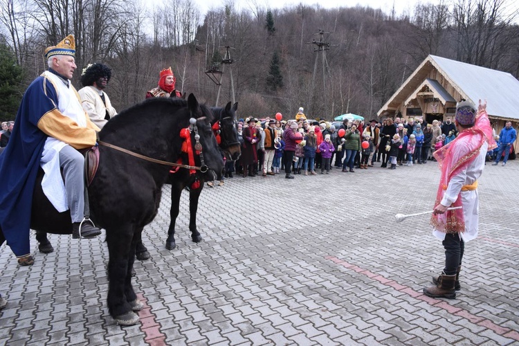 Herod rodem z Indii wskazuje drogę Mędrcom.