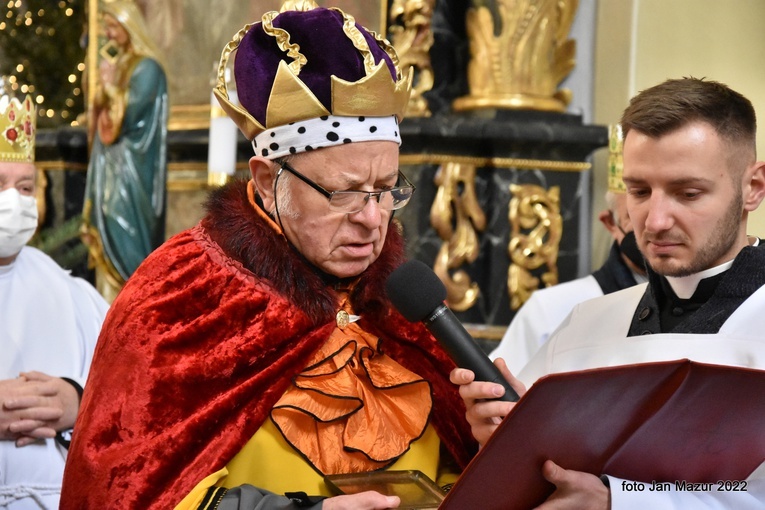 Żagań. Kolędowanie i pokłon Dzieciątku Jezus