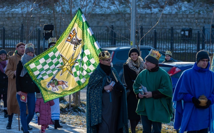 Orszak Trzech Króli 2022 w Mieroszowie