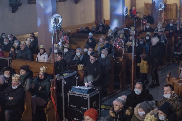 Rodzina "Sygnału Miłosierdzia" zagrała z dziećmi koncert kolęd