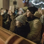 Rodzina "Sygnału Miłosierdzia" zagrała z dziećmi koncert kolęd