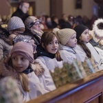 Rodzina "Sygnału Miłosierdzia" zagrała z dziećmi koncert kolęd