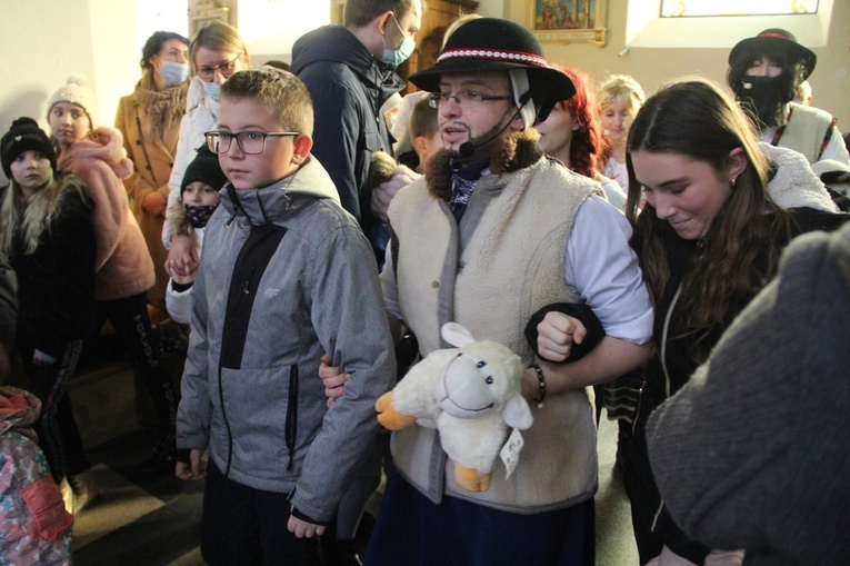 Radomyśl Wielki. Jasełka personelu Ochronki św. Józefa